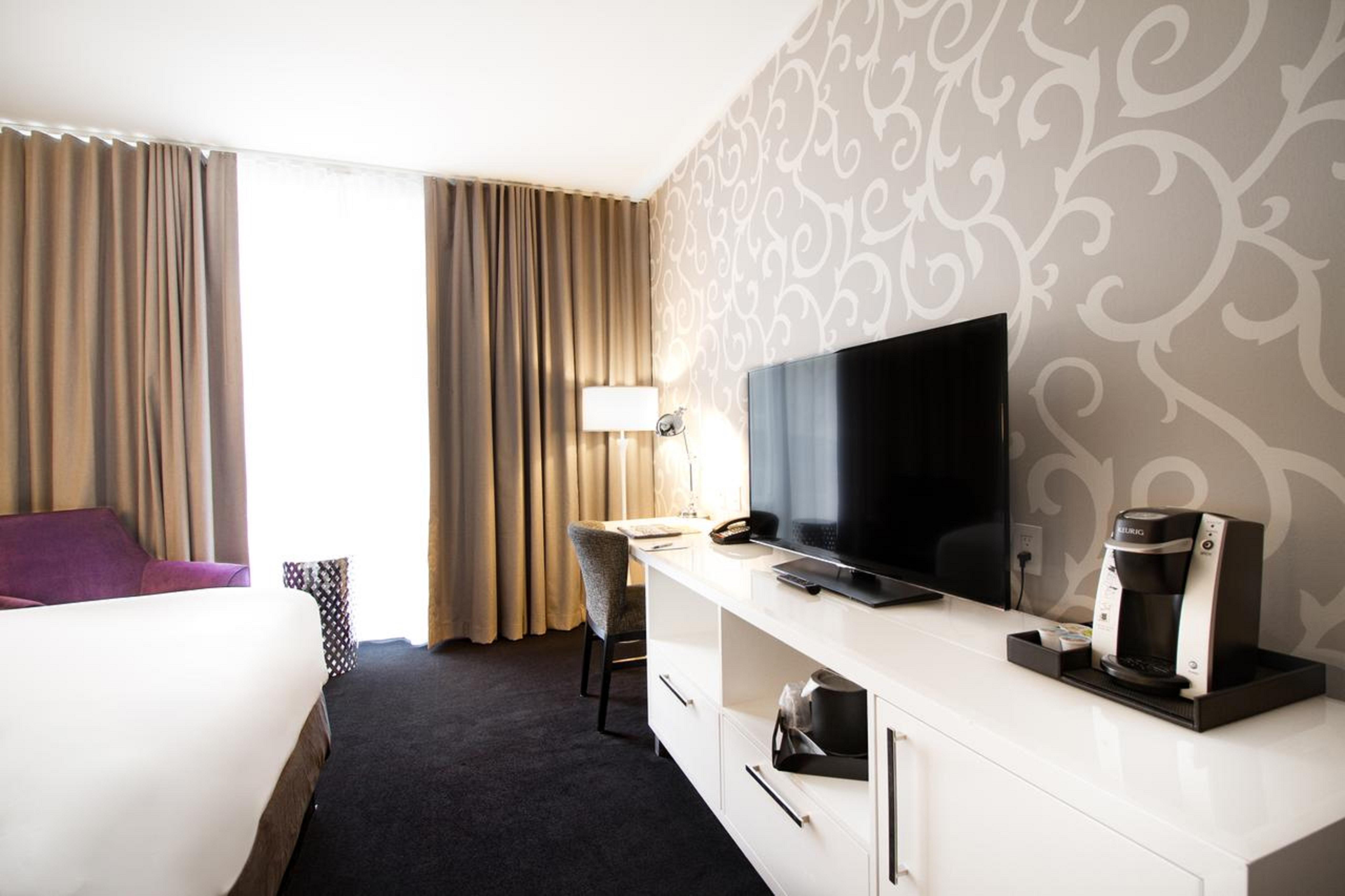 Tryp By Wyndham Savannah Bagian luar foto