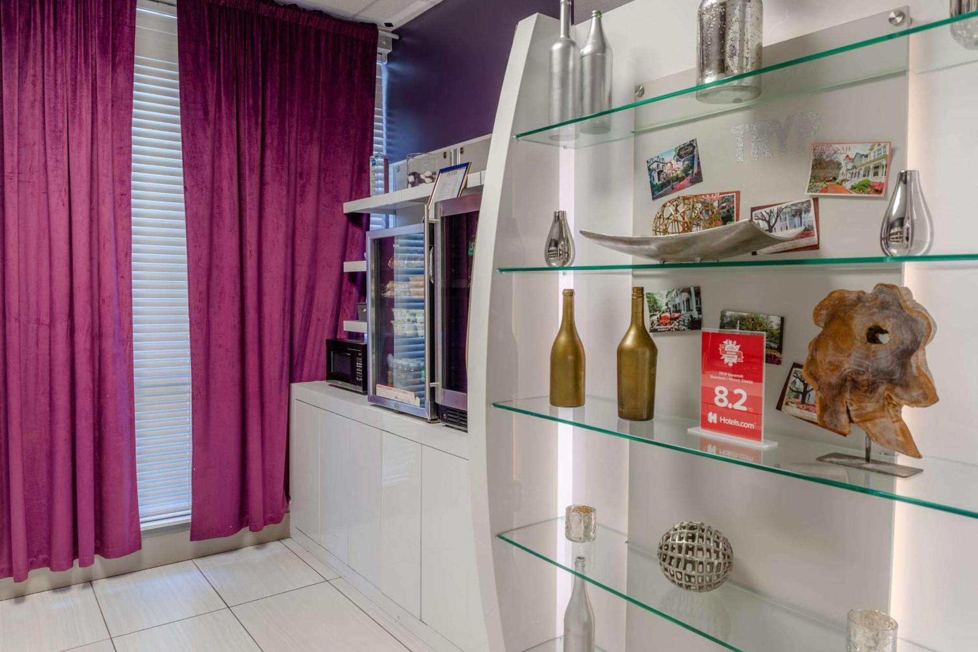 Tryp By Wyndham Savannah Bagian luar foto