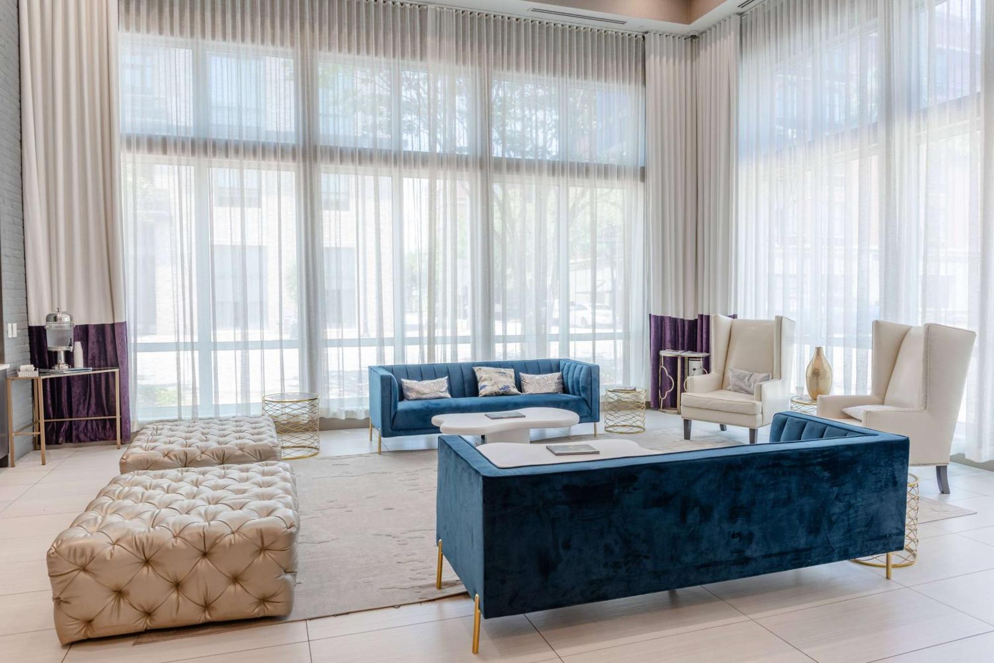 Tryp By Wyndham Savannah Bagian luar foto