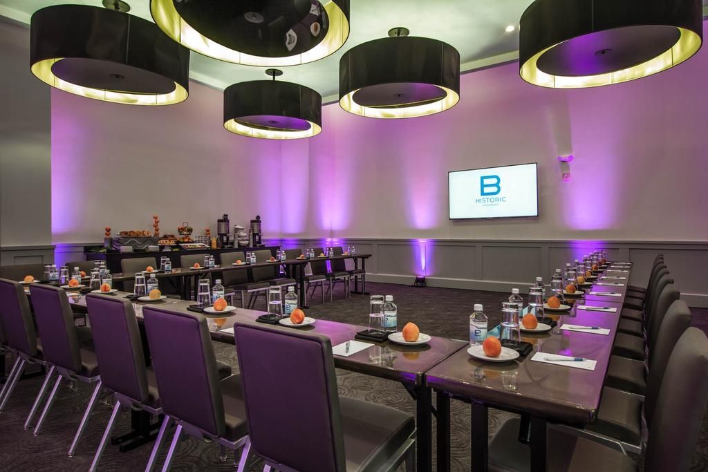 Tryp By Wyndham Savannah Bagian luar foto
